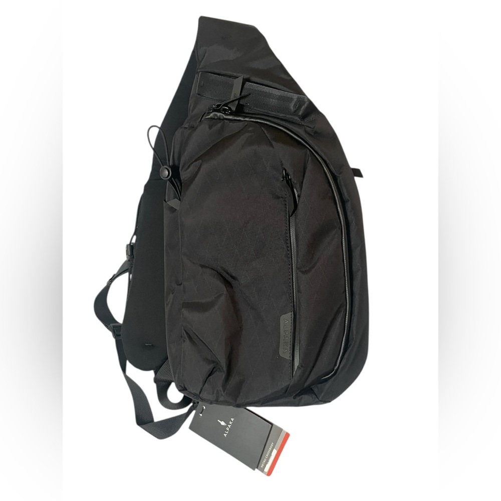 NEW Alpaka Metro Crossbody Left Shoulder 10L Sling Bag Black Axoflux 210D